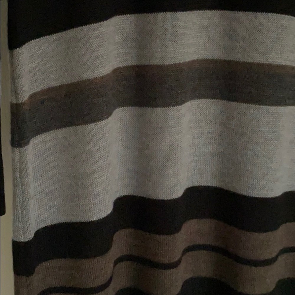Loft Dress - Picture 4 of 8